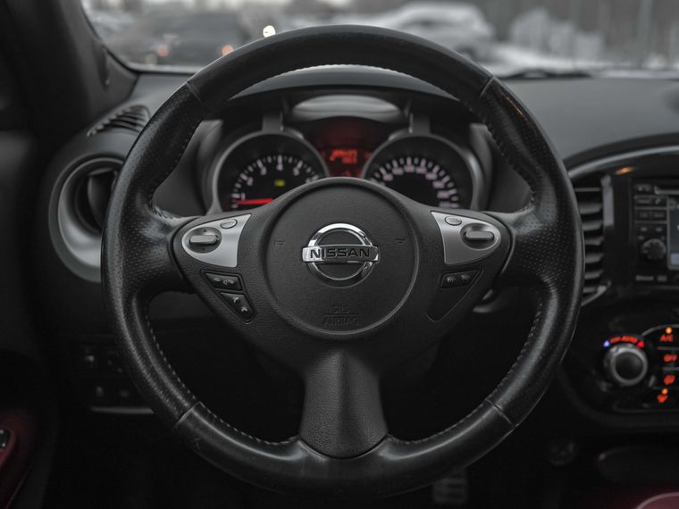 Nissan Juke 2011 года, 190 000 км - вид 7