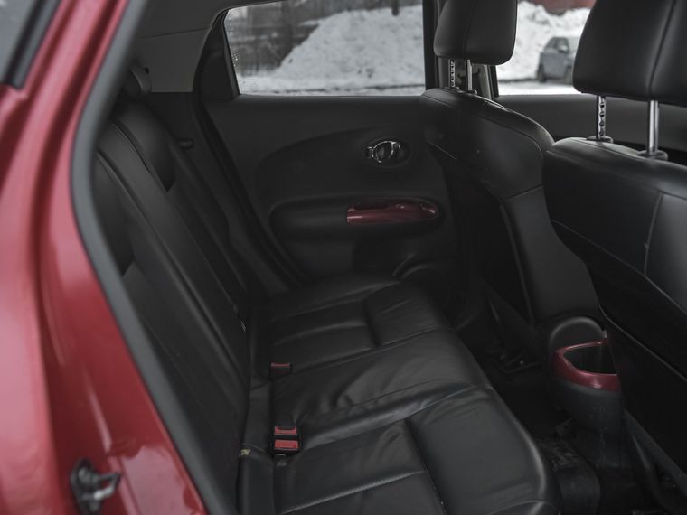 Nissan Juke 2011 года, 190 000 км - вид 13