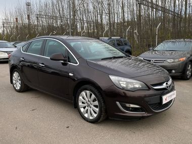 Opel Astra 2013 года, 236 232 км - вид 3