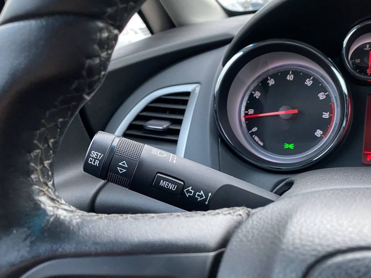 Opel Astra 2013 года, 236 232 км - вид 9