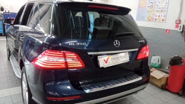 Mercedes-Benz M-класс 2014 года, 147 219 км - вид 4