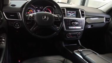 Mercedes-Benz M-класс 2014 года, 147 219 км - вид 5
