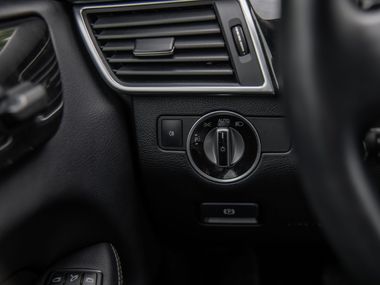 Mercedes-Benz M-класс 2014 года, 147 219 км - вид 13
