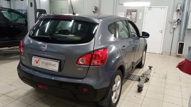 Nissan Qashqai 2008 года, 267 839 км - вид 3