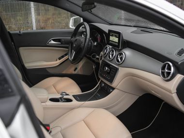 Mercedes-Benz CLA-класс 2014 года, 92 153 км - вид 12