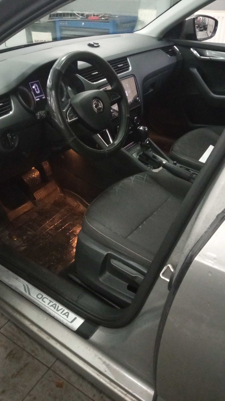 Skoda Octavia 2019 года, 104 642 км - вид 5