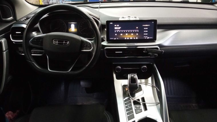 Geely Coolray 2021 года, 47 000 км - вид 5