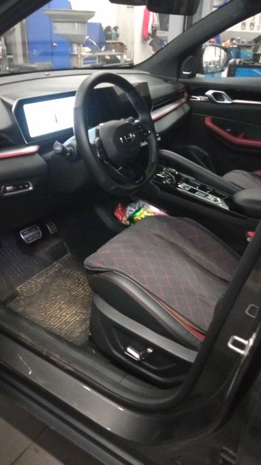 Geely Coolray 2024 года, 33 800 км - вид 5