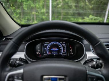 Geely Atlas 2021 года, 61 801 км - вид 5
