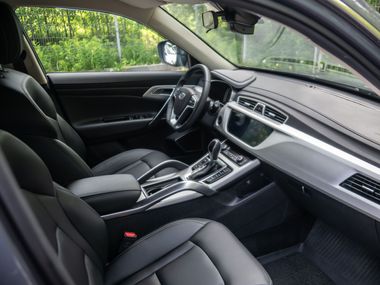 Geely Atlas 2021 года, 61 801 км - вид 18