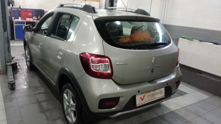 Renault Sandero Stepway 2017 года, 135 000 км - вид 4