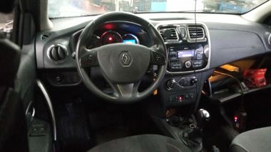 Renault Sandero Stepway 2017 года, 135 000 км - вид 5