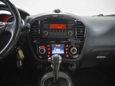 Nissan Juke 2013 года, 154 143 км - вид 10