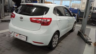 KIA Rio 2013 года, 153 531 км - вид 3