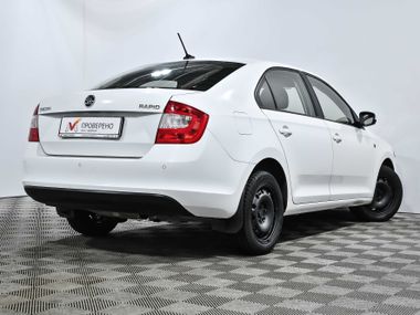 Skoda Rapid 2016 года, 137 234 км - вид 5