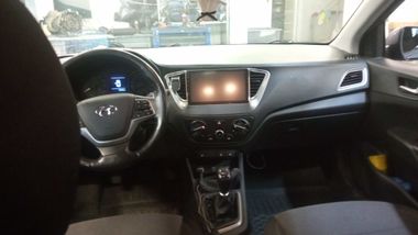 Hyundai Solaris 2019 года, 133 739 км - вид 5