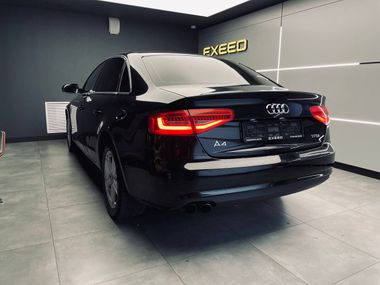 Audi A4 2015 года, 182 860 км - вид 6