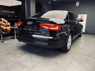 Audi A4 2015 года, 182 860 км - вид 5