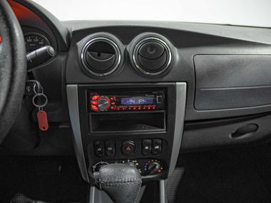 Nissan Almera 2014 года, 220 719 км - вид 9