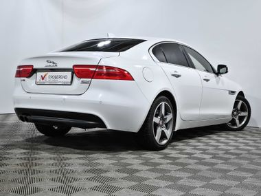 Jaguar XE 2016 года, 144 470 км - вид 6