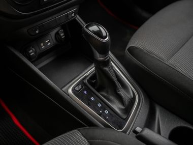 Hyundai Solaris 2018 года, 299 000 км - вид 8