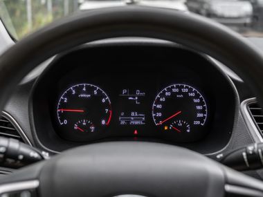 Hyundai Solaris 2018 года, 299 000 км - вид 5
