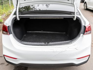 Hyundai Solaris 2018 года, 299 000 км - вид 13
