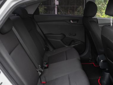 Hyundai Solaris 2018 года, 299 000 км - вид 11