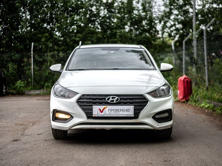 Hyundai Solaris 2018 года, 299 000 км - вид 3