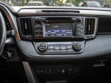 Toyota RAV4 2016 года, 212 902 км - вид 9