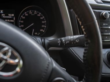 Toyota RAV4 2016 года, 212 902 км - вид 8