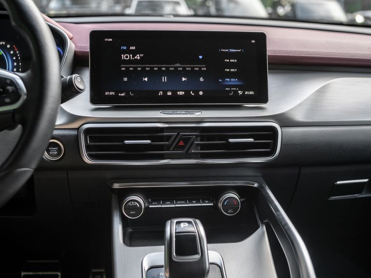 Geely Coolray 2022 года, 58 000 км - вид 8