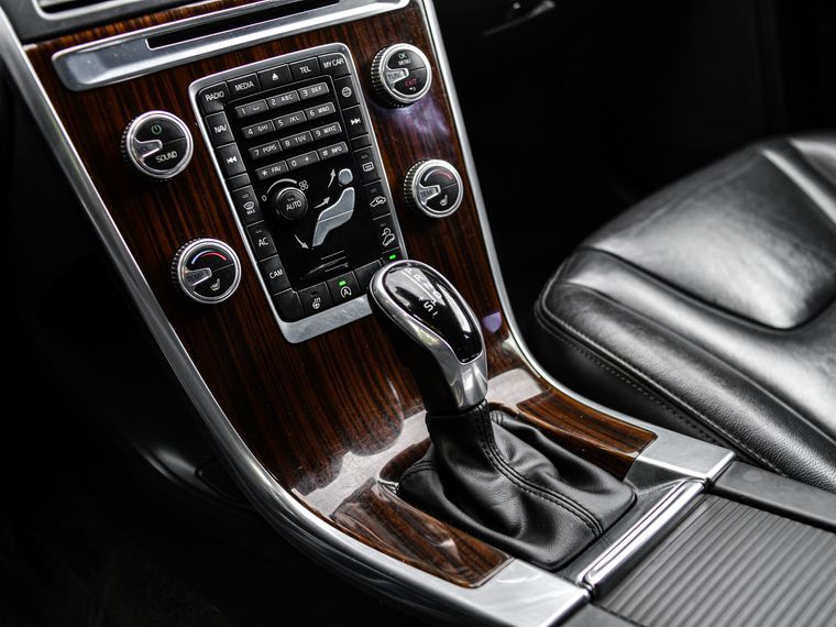 Volvo XC60 2015 года, 190 000 км - вид 10