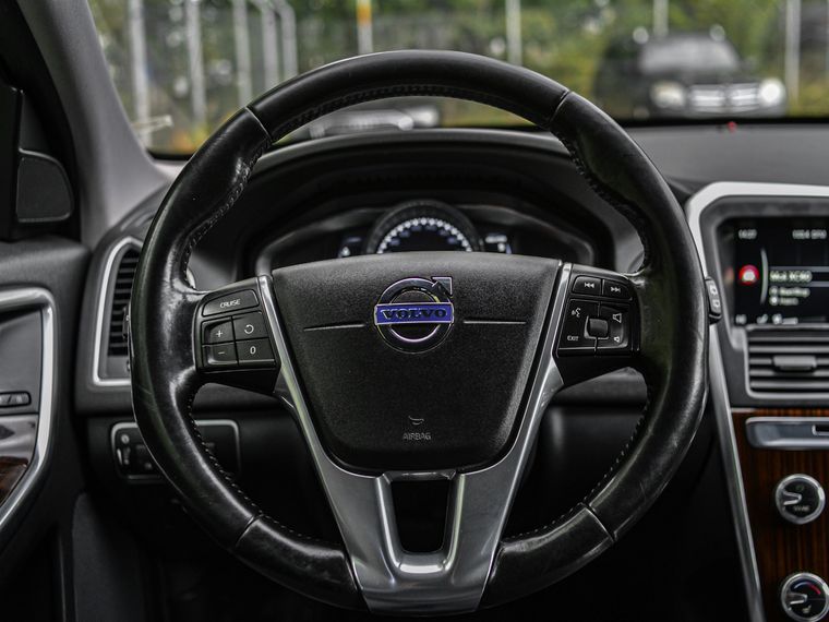 Volvo XC60 2015 года, 190 000 км - вид 6