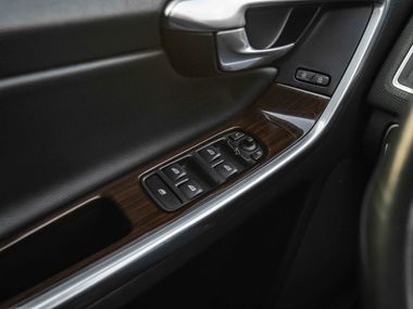 Volvo XC60 2015 года, 192 445 км - вид 11