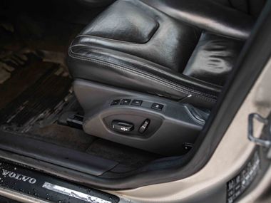 Volvo XC60 2015 года, 192 445 км - вид 12