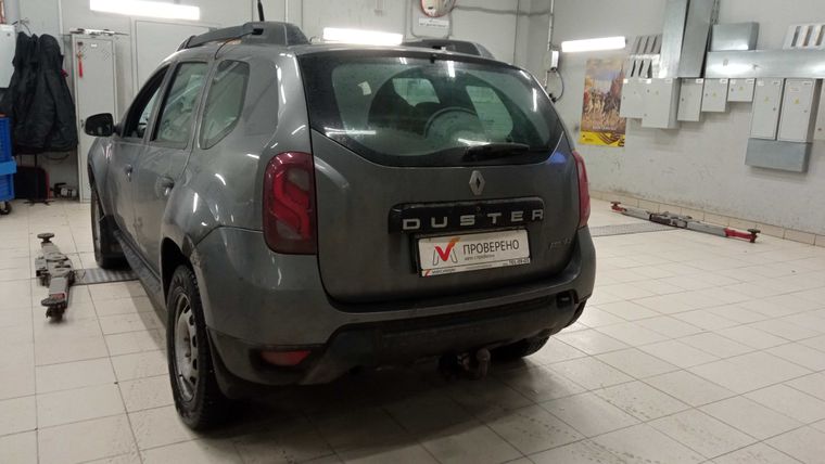 Renault Duster 2020 года, 92 659 км - вид 4