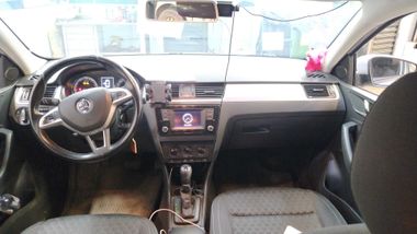 Skoda Rapid 2016 года, 181 653 км - вид 5