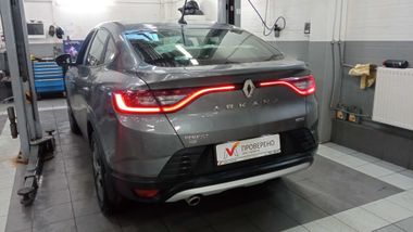 Renault Arkana 2019 года, 82 735 км - вид 4