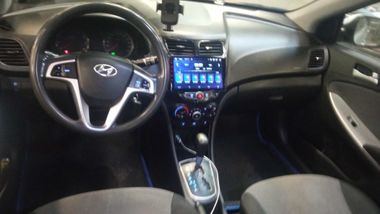 Hyundai Solaris 2011 года, 170 946 км - вид 5