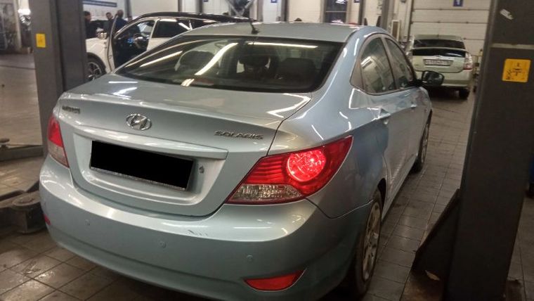 Hyundai Solaris 2011 года, 170 946 км - вид 3