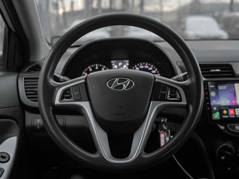 Hyundai Solaris 2011 года, 170 946 км - вид 6