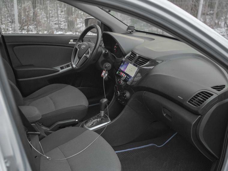 Hyundai Solaris 2011 года, 170 946 км - вид 12