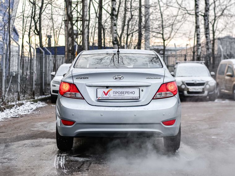 Hyundai Solaris 2011 года, 170 946 км - вид 4