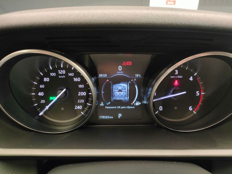 Land Rover Discovery 2017 года, 178 518 км - вид 7