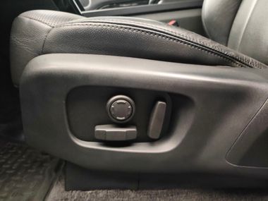 Land Rover Discovery 2017 года, 178 518 км - вид 13