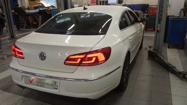 Volkswagen Passat CC 2011 года, 262 470 км - вид 3