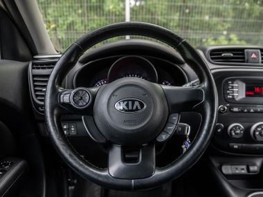 Kia Soul 2014 года, 230 000 км - вид 6