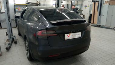 Tesla Model X 2020 года, 68 535 км - вид 3