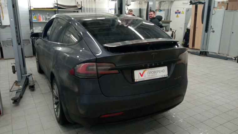 Tesla Model X 2020 года, 68 535 км - вид 3